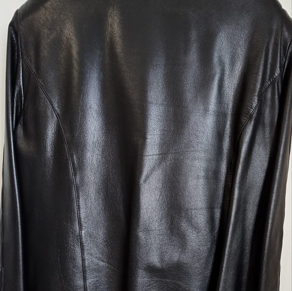 Danier Black Leather Jacket Ladies - Picture 2 of 5
